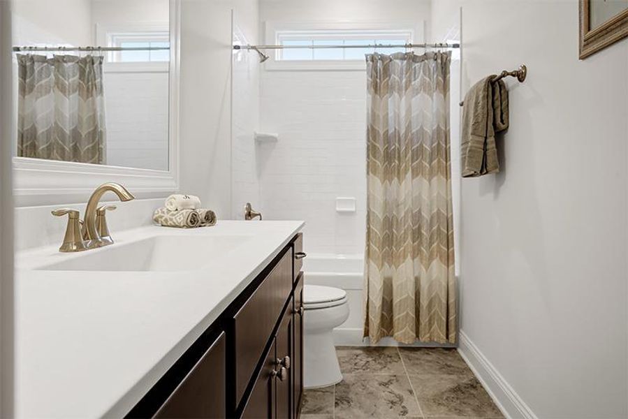 Boothbay Harbor, Guest Bath