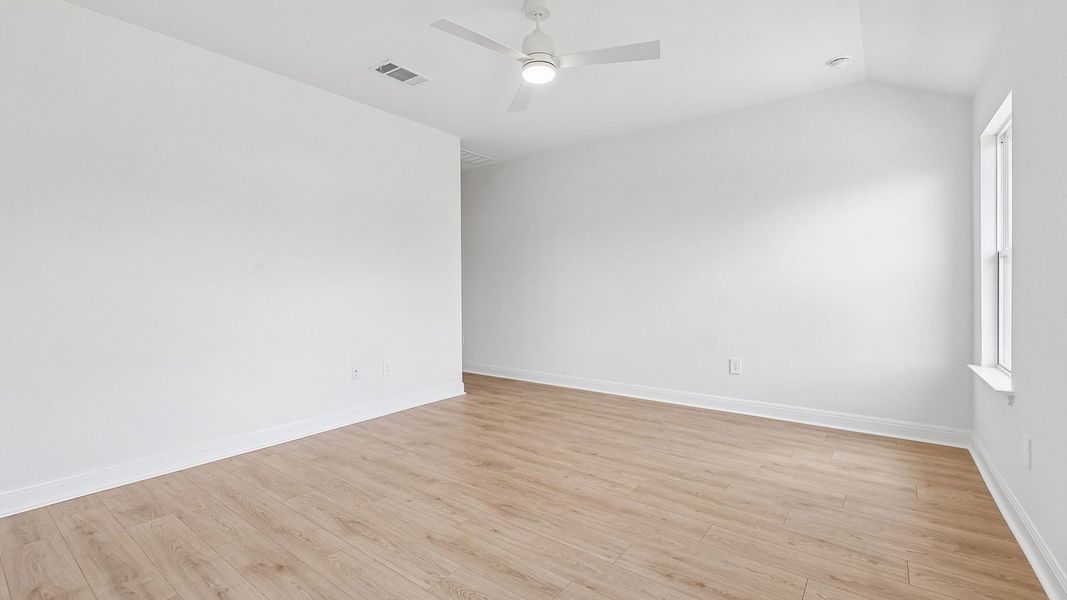 Spacious, unfurnished interior of a new home in Riverview, Georgetown (Image 31). Spacious, unfurnished interior of a new home in Riverview, Georgetown (Image 31).