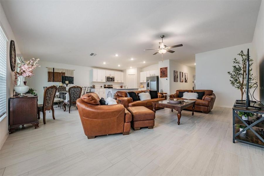 Furnished interior view inside a new home in Mirada: The Estates II, San Antonio (Image 18).