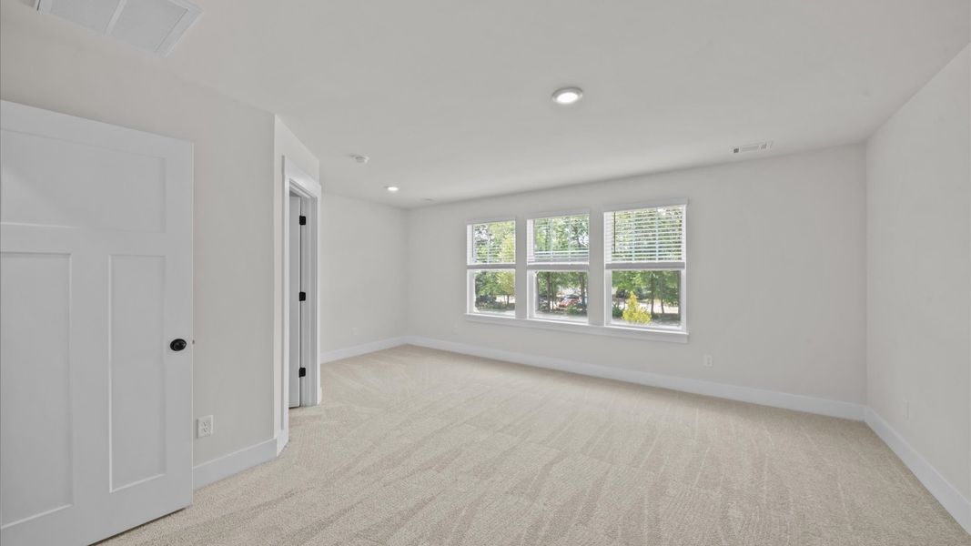Furnished interior view inside a new home in Ransdell Pointe, Spartanburg (Image 17).