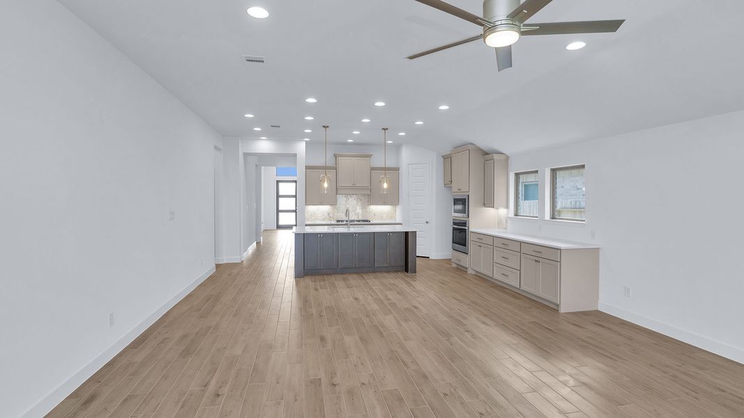 Spacious, unfurnished interior of a new home in The Grand Prairie, Hockley (Image 14).