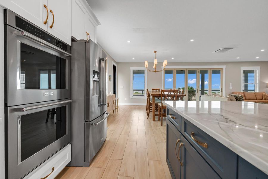 Furnished interior view inside a new home in , Edisto Island (Image 14).