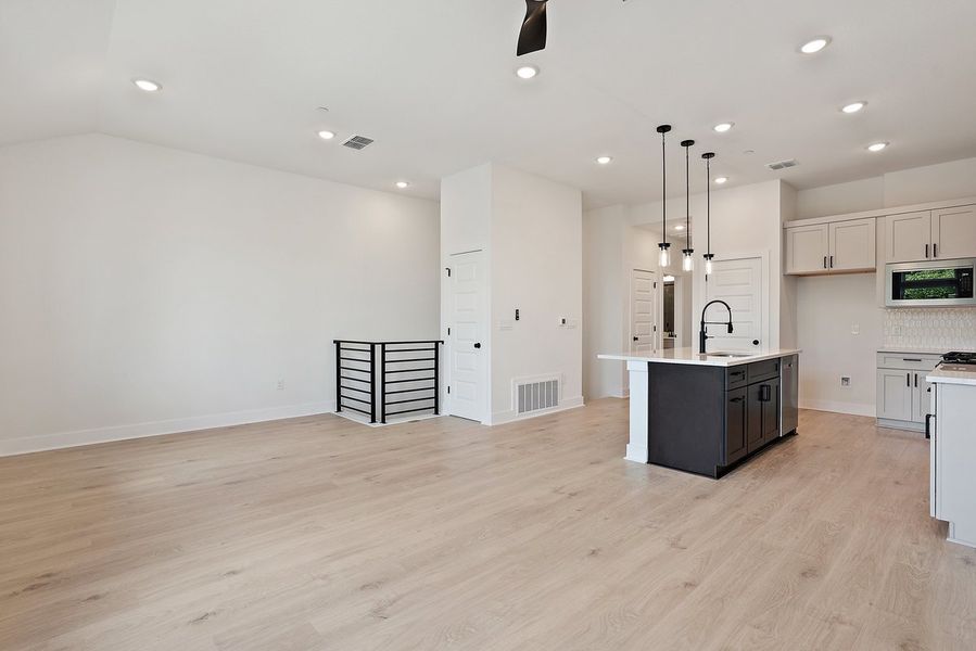 Image 21 of a home in Koenig Townhomes.