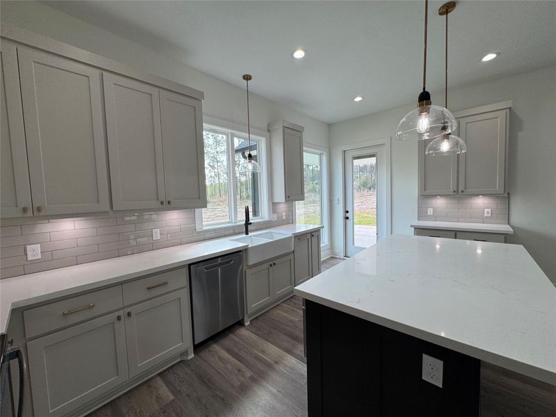 Furnished interior view inside a new home in , Brookeland (Image 16).