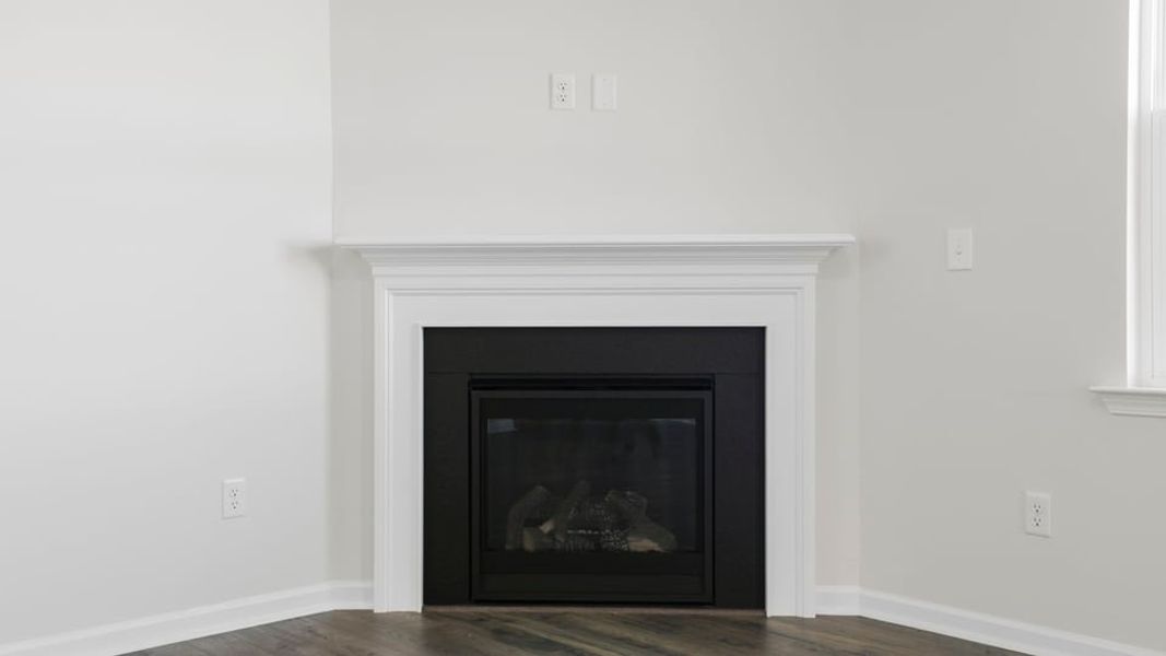 Spacious, unfurnished interior of a new home in Baxter Village, Boiling Springs (Image 27).