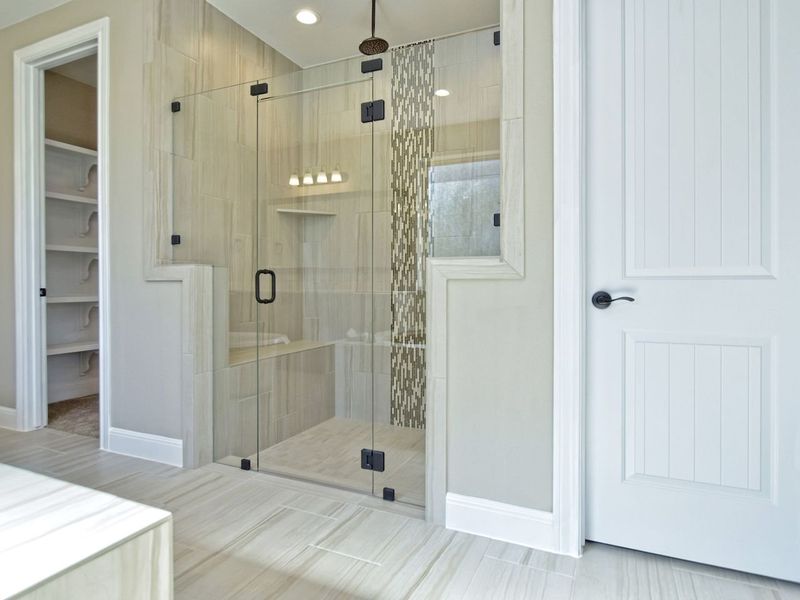 Representative furnished interior of a home built from the Catalina by Giddens Homes in Clearwater Ranch, Liberty Hill (Image 13).