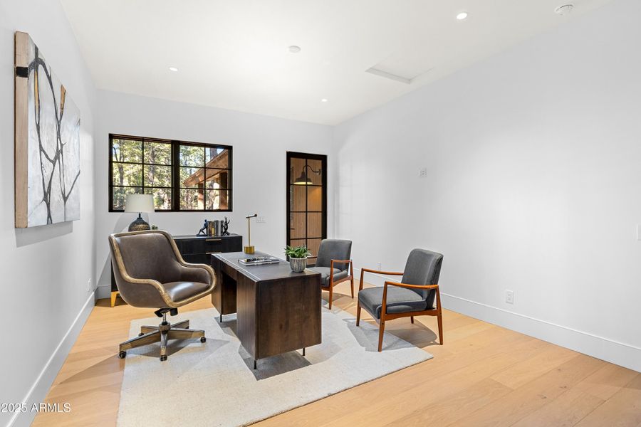 Bedroom 4/ Office Bedroom 4/ Office