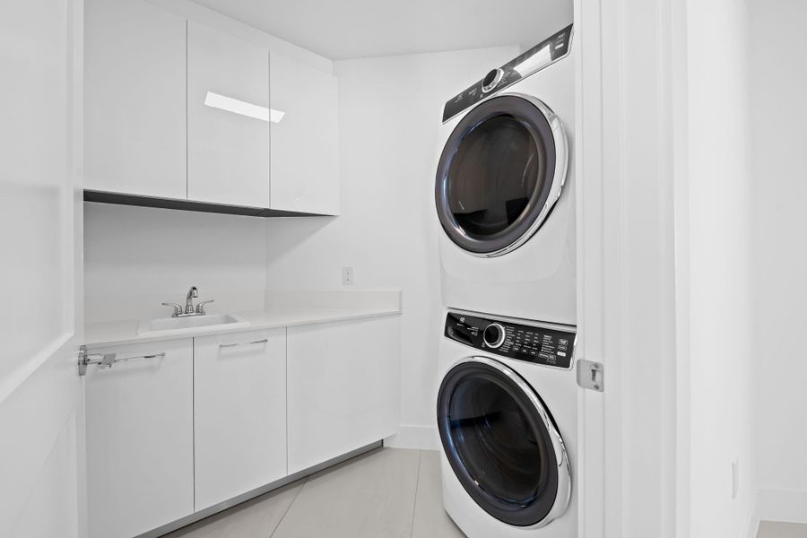Full Laundry room Full Laundry room