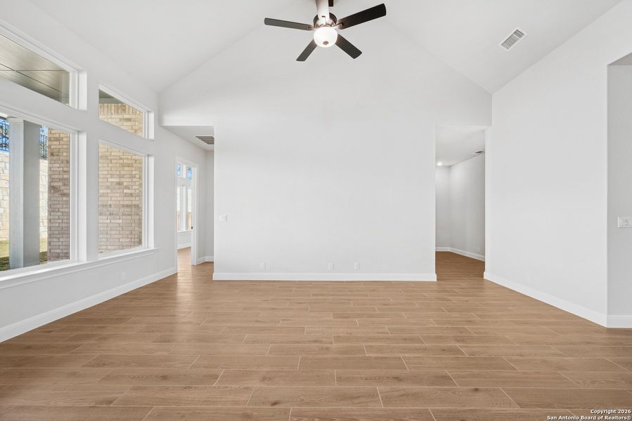 Spacious, unfurnished interior of a new home in Windsong - Legacy Series, Boerne (Image 36).