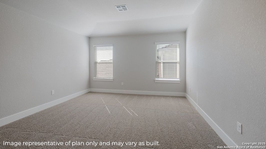 Spacious, unfurnished interior of a new home in Brookstone Creek, San Antonio (Image 17).