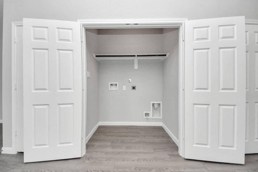 Image 8 of a home in . Image 8 of a home in .