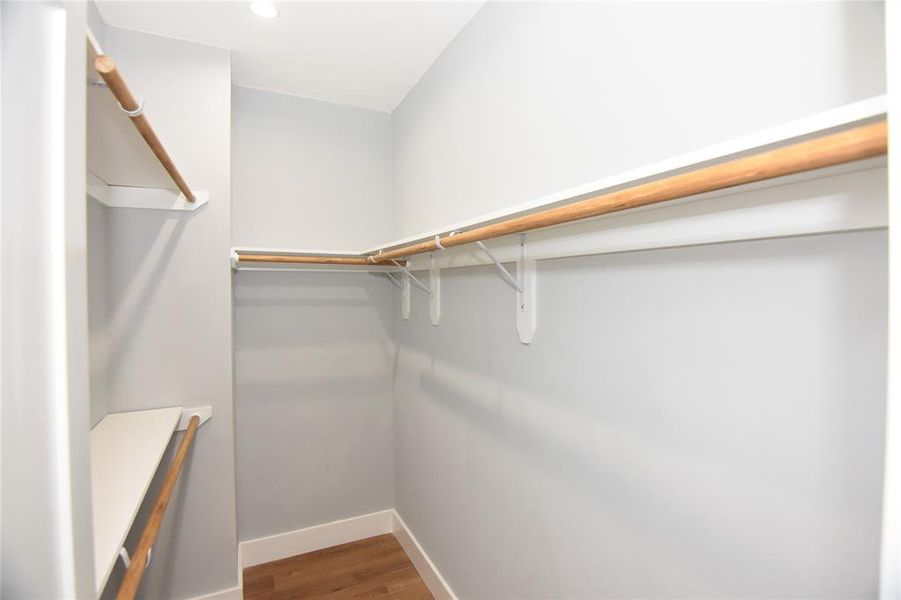 Primary bedroom - large closet