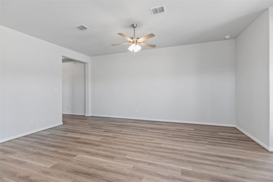 Spacious, unfurnished interior of a new home in River Ranch, Dayton (Image 16). Spacious, unfurnished interior of a new home in River Ranch, Dayton (Image 16).