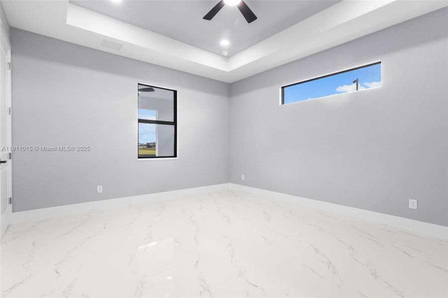 Spacious, unfurnished interior of a new home in , Cape Coral (Image 28). Spacious, unfurnished interior of a new home in , Cape Coral (Image 28).