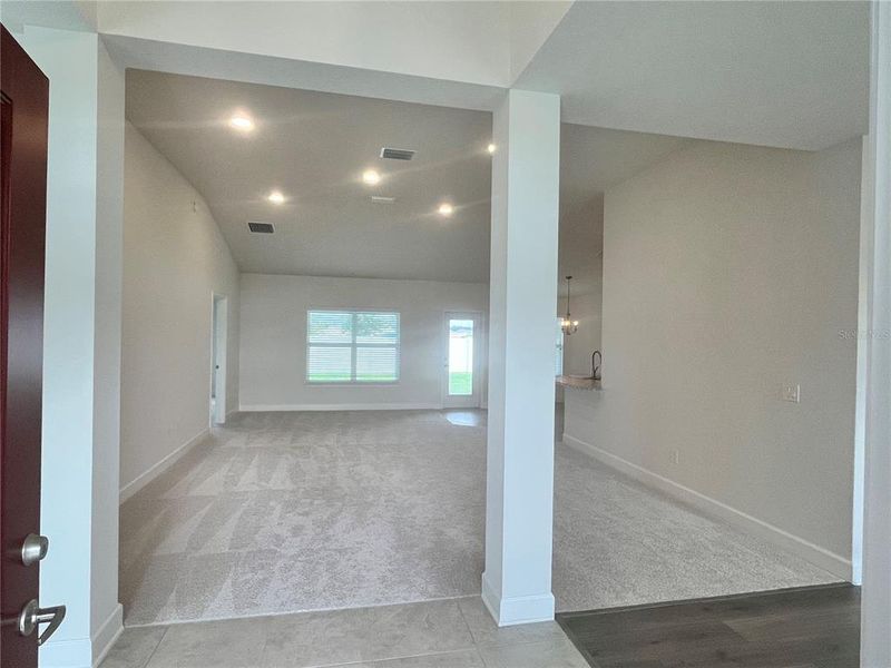 Spacious, unfurnished interior of a new home in , Summerfield (Image 15).