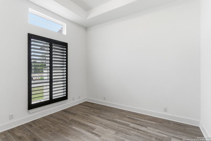 Spacious, unfurnished interior of a new home in Heimer Estates at Garden Ridge, San Antonio (Image 47).