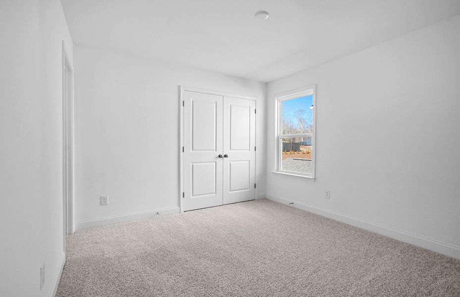 Spacious, unfurnished interior of a new home in Elmbrook, Indian Trail (Image 29).
