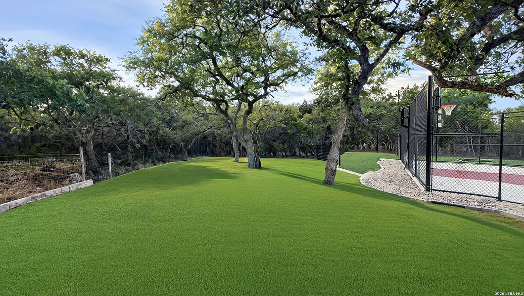 Natural landscape and outdoor views near  in Fair Oaks Ranch (Image 38).