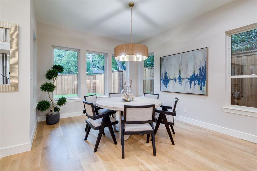Furnished interior view inside a new home in , Dallas (Image 10).