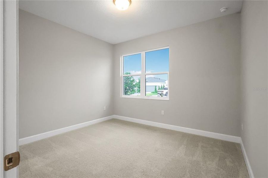 Spacious, unfurnished interior of a new home in Cresswind at Lake Harris, Tavares (Image 20).