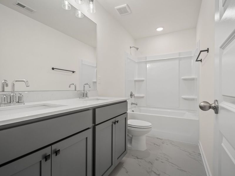 Furnished interior view inside a new home in Woods Crossing, Gallatin (Image 17).