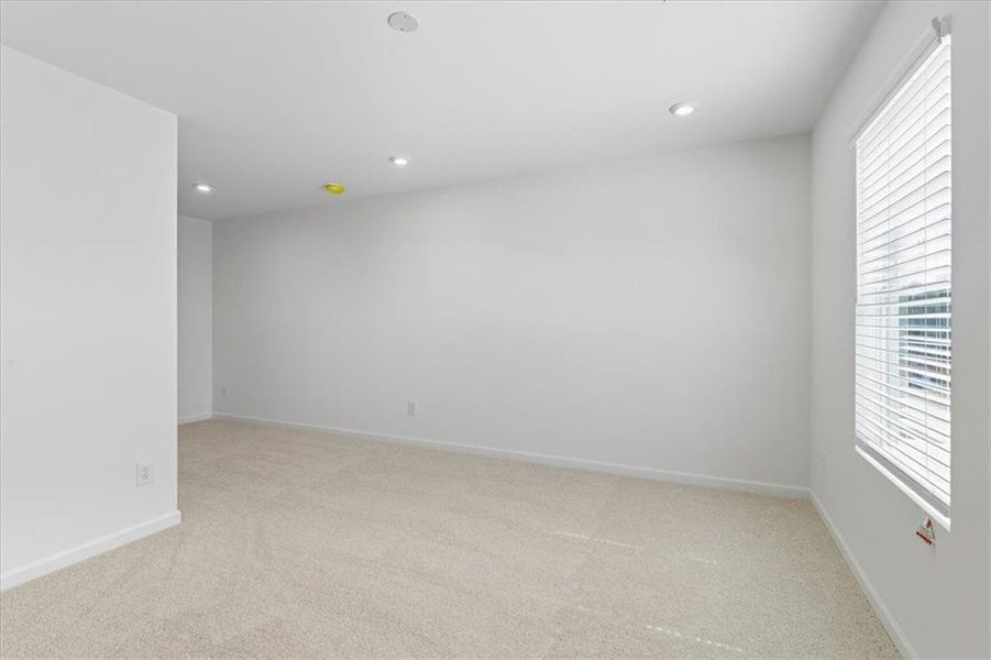 Spacious, unfurnished interior of a new home in Park Center Pointe, Austell (Image 25).