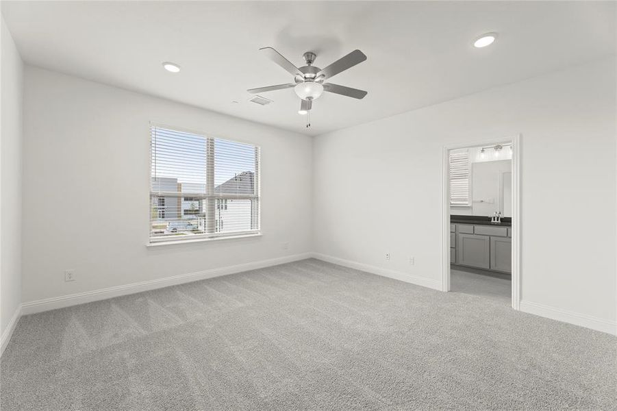 Spacious, unfurnished interior of a new home in Chelsea Commons, Allen (Image 27).