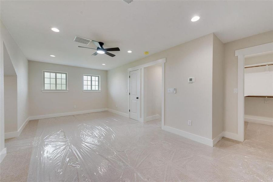 Upstairs bedroom Upstairs bedroom