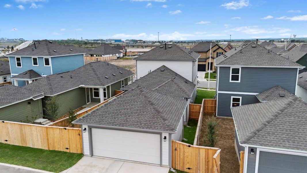 Exterior details and patio area of a home in Mayfair, New Braunfels (Image 19).
