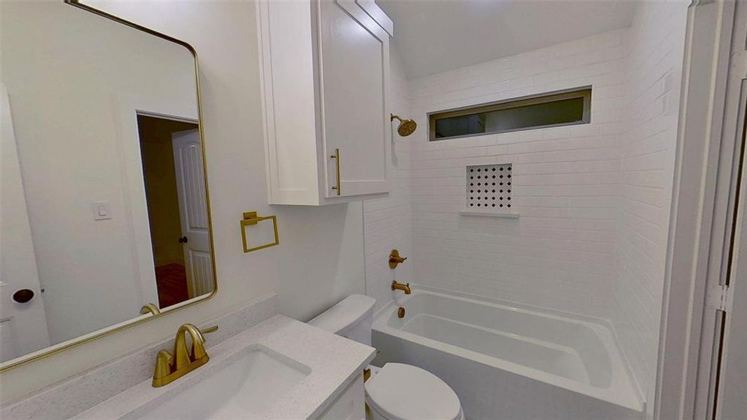 Furnished interior view inside a new home in , Mabank (Image 13). Furnished interior view inside a new home in , Mabank (Image 13).