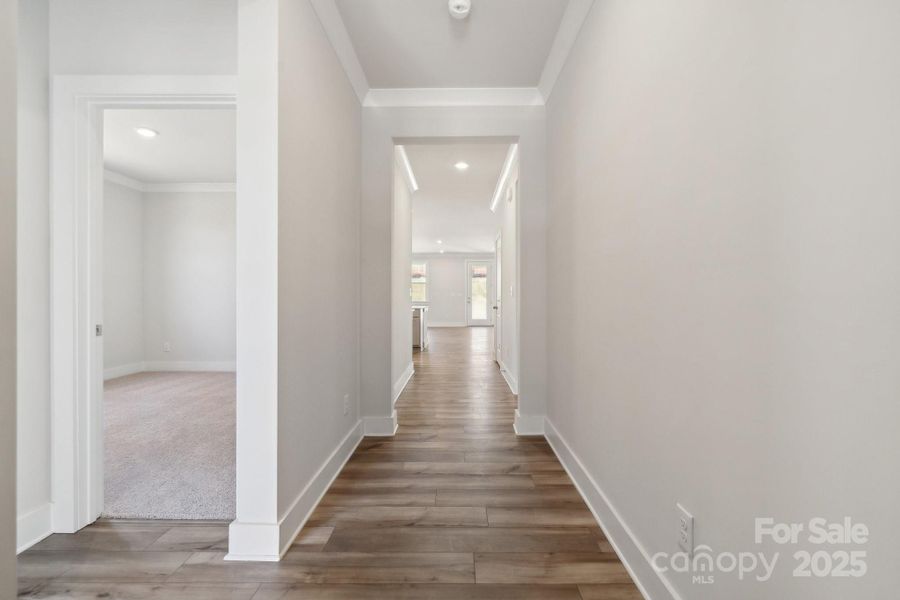 Image 17 of a home in Cannon Manor.