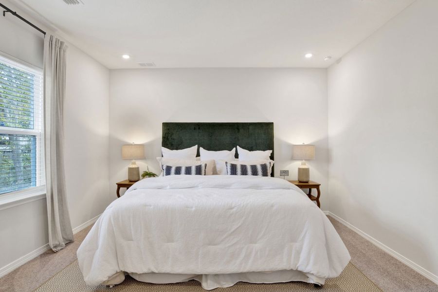 Representative furnished interior of a home built from the Ashton by Maronda Homes in Bellview Pointe, Bellview (Image 15). Representative furnished interior of a home built from the Ashton by Maronda Homes in Bellview Pointe, Bellview (Image 15).