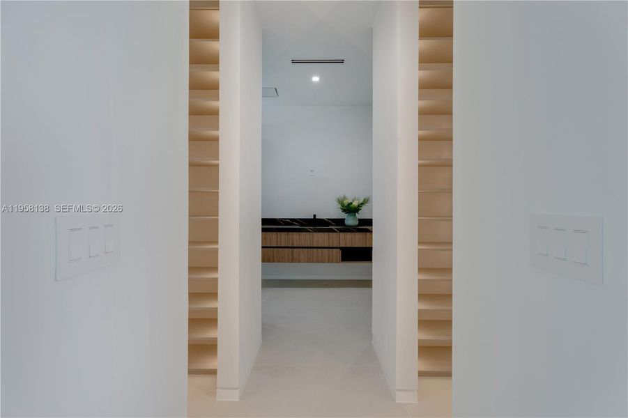 Image 67 of a home in .