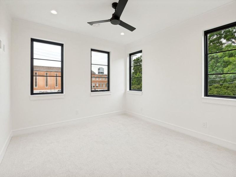 Spacious, unfurnished interior of a new home in , Dallas (Image 22).