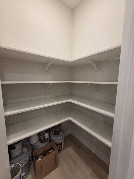 Spacious, unfurnished interior of a new home in Twin Oaks, Oakland (Image 13).