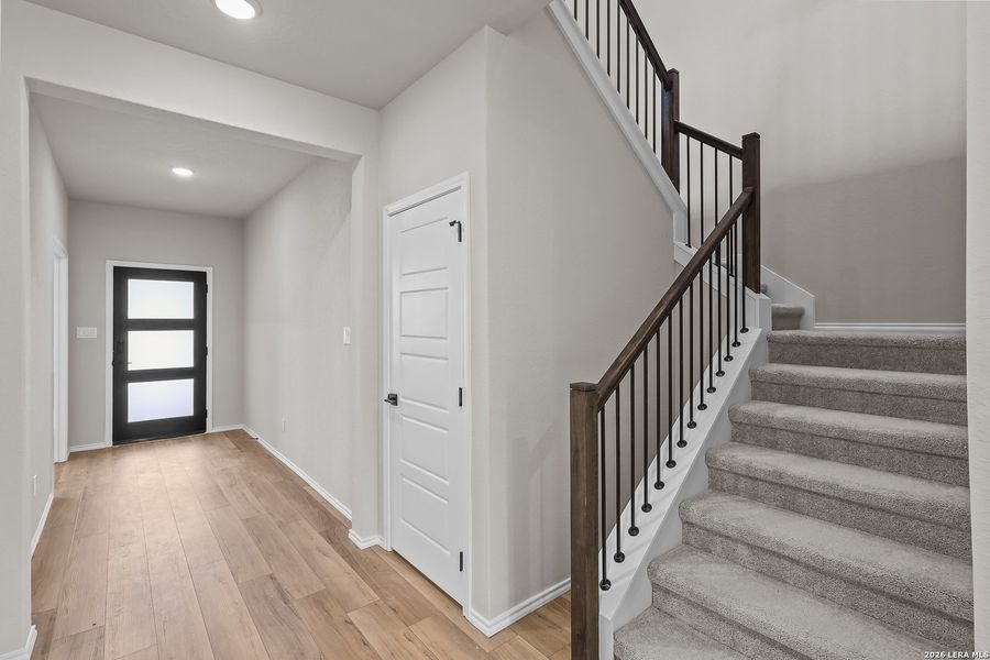 Spacious, unfurnished interior of a new home in Royal Crest, San Antonio (Image 46).