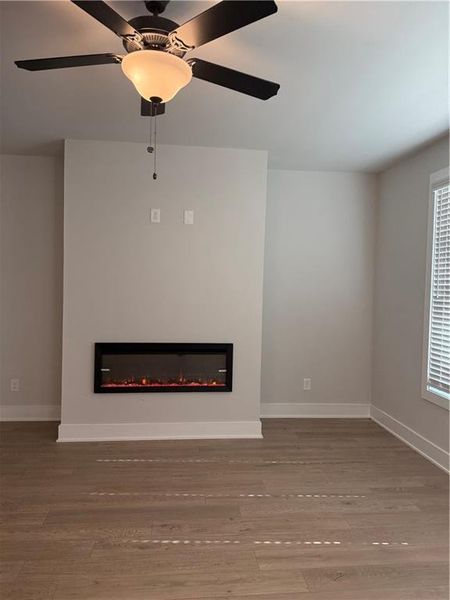 Spacious, unfurnished interior of a new home in The Fairways at Mirror Lake, Villa Rica (Image 14).