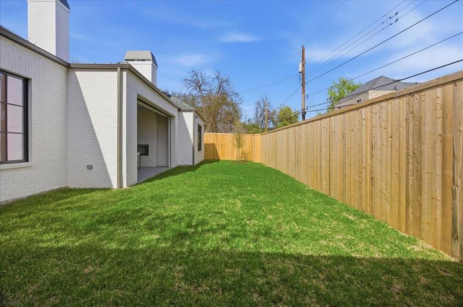 Exterior details and patio area of a home in , Dallas (Image 28).