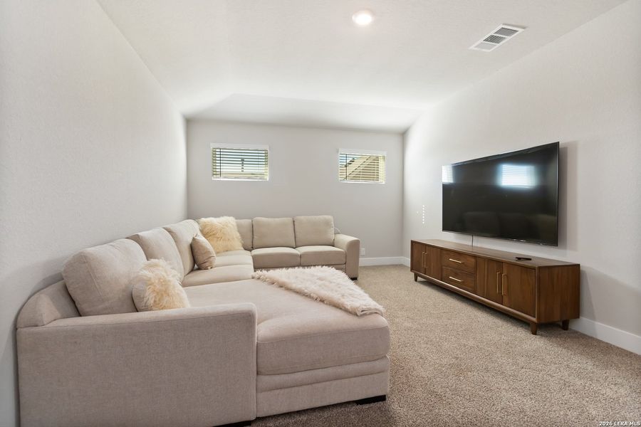 Furnished interior view inside a new home in Brookstone Creek, San Antonio (Image 8). Furnished interior view inside a new home in Brookstone Creek, San Antonio (Image 8).