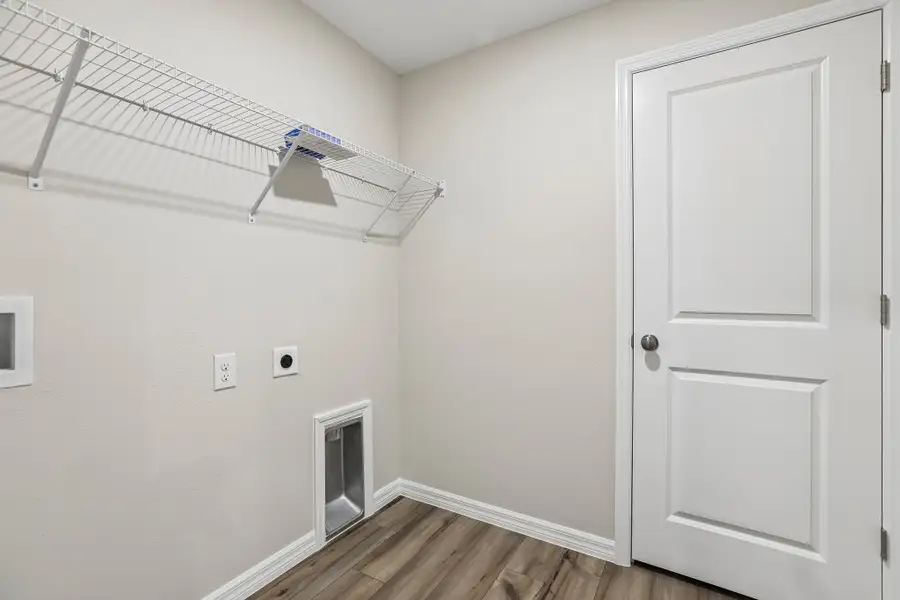 Spacious, unfurnished interior of a new home in Scenic Terrace, Haines City (Image 15). Spacious, unfurnished interior of a new home in Scenic Terrace, Haines City (Image 15).