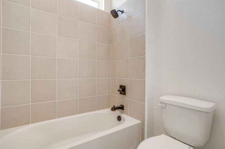 Furnished interior view inside a new home in Pecan Grove, Burleson (Image 17).