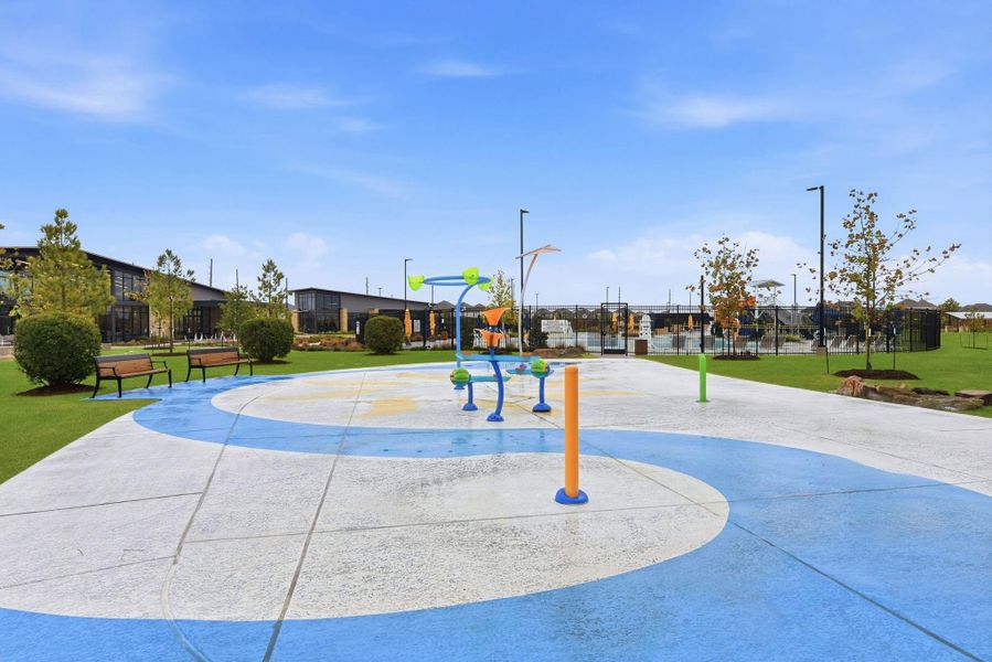 Community amenities in Sunterra North, Katy (Image 14).