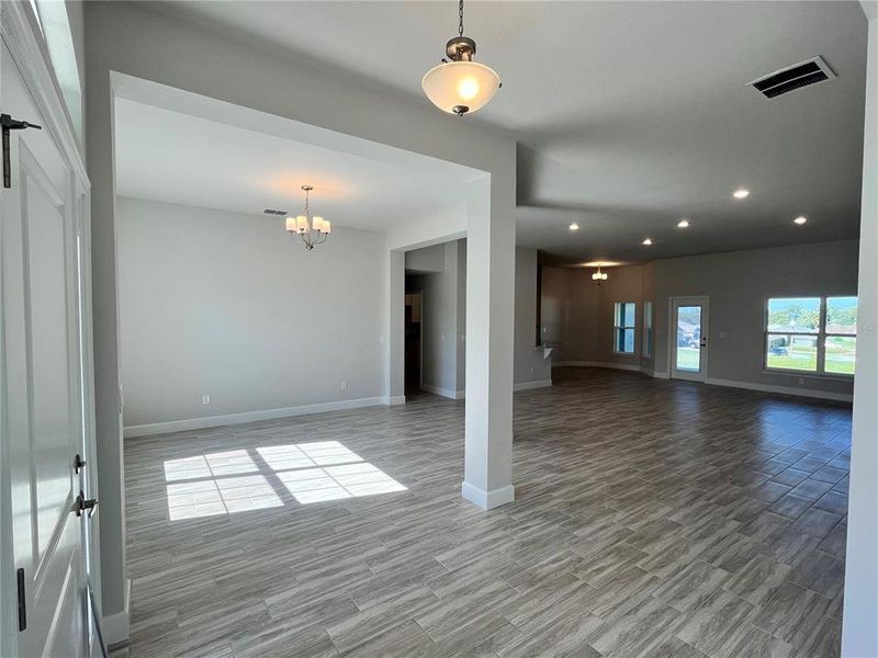 Spacious, unfurnished interior of a new home in , Summerfield (Image 9).