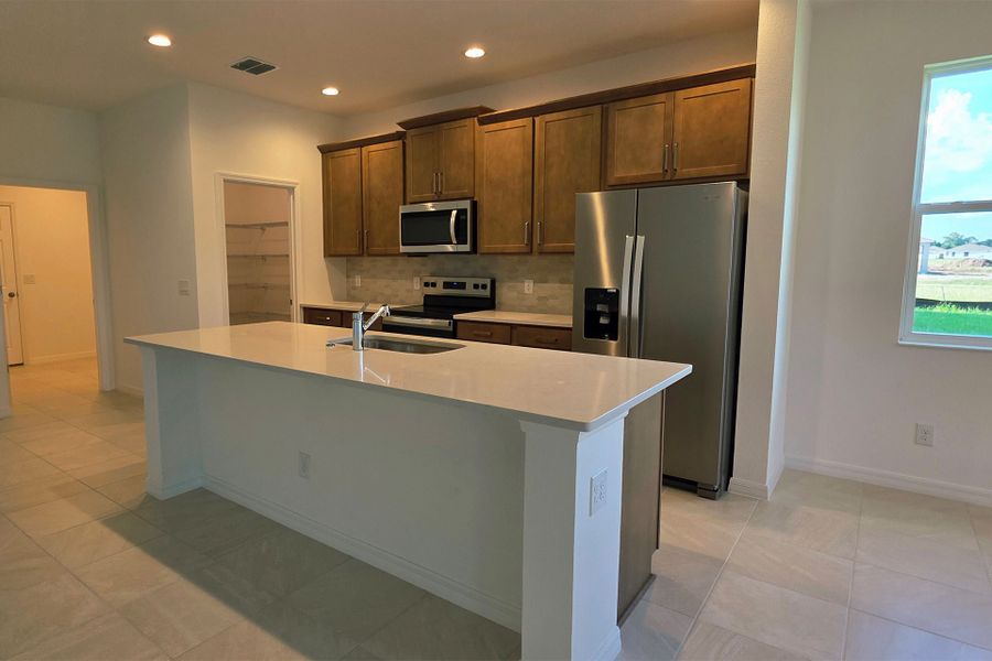 Spacious and Functional Kitchen in Central Florida Home