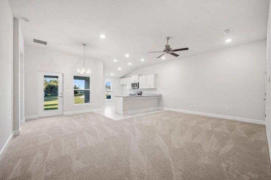 Spacious, unfurnished interior of a new home in Waterstone Villas, Fort Pierce (Image 6). Spacious, unfurnished interior of a new home in Waterstone Villas, Fort Pierce (Image 6).