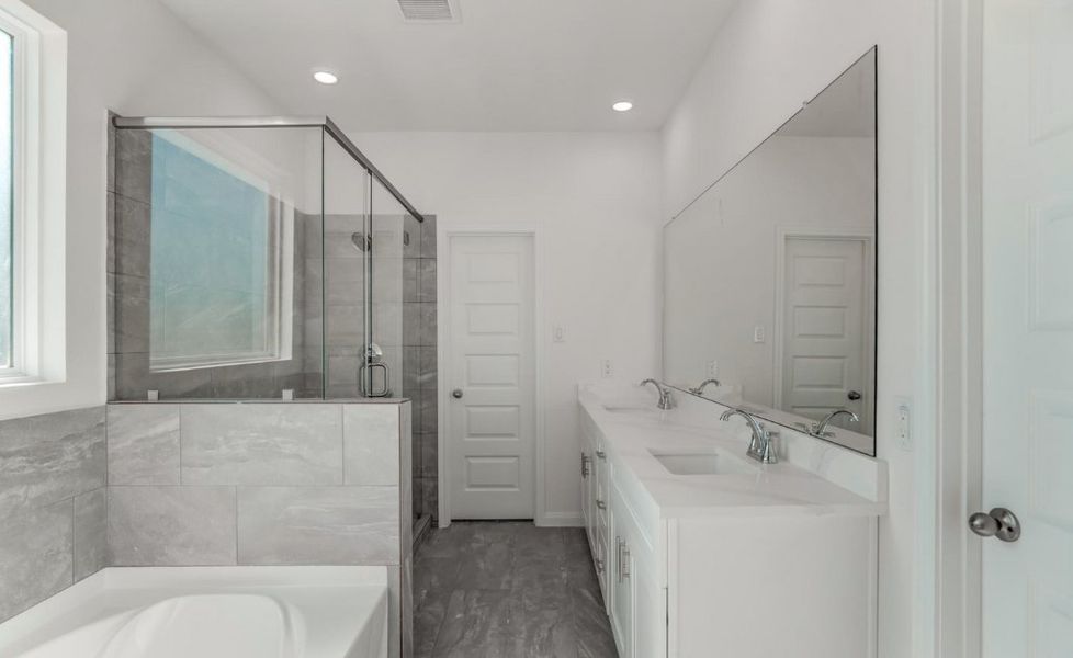 Representative furnished interior of a home built from the Breckenridge 3600 SH by Saratoga Homes in Townsen Landing, Humble (Image 4).