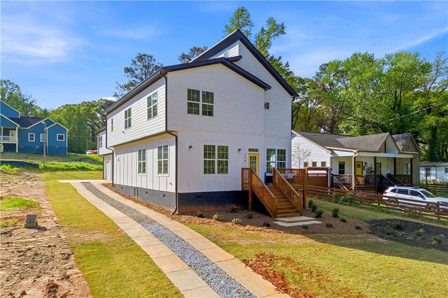 Exterior details and patio area of a home in , Atlanta (Image 23).