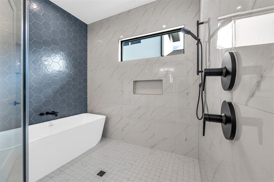 Furnished interior view inside a new home in , Winter Park (Image 17).
