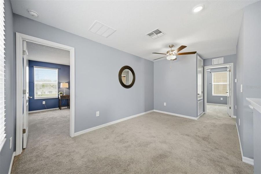 Spacious, unfurnished interior of a new home in , Plant City (Image 36).