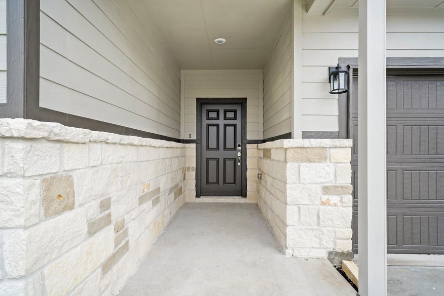 Exterior details and patio area of a home in Granger Pines, Conroe (Image 3). Exterior details and patio area of a home in Granger Pines, Conroe (Image 3).